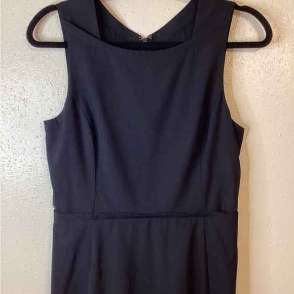 Theysken’s  Theory Black Business Dress96%Wool - Picture 2 of 9